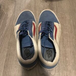 Men’s or women's vans shoes